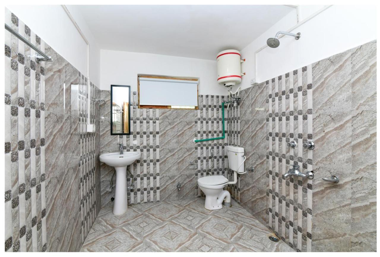 Raybo Hostel Лех Экстерьер фото